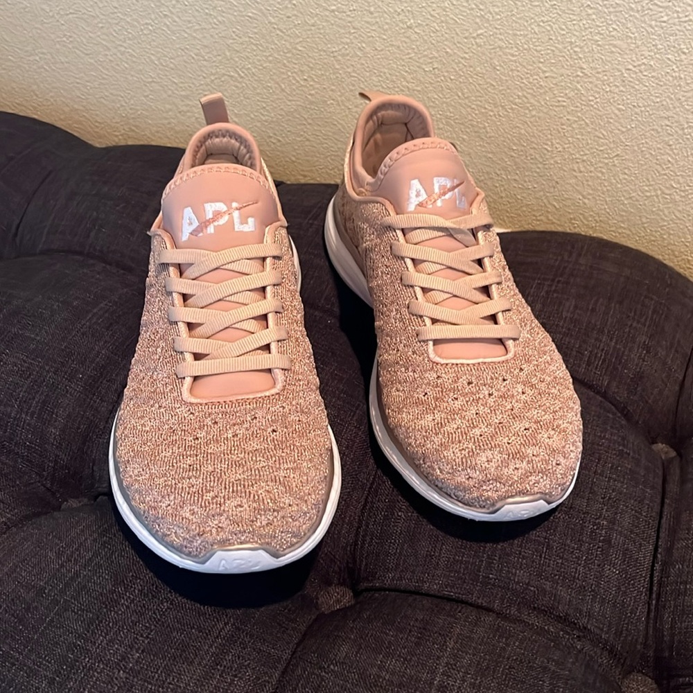 APL Women's TechLoom Phantom Running Shoes